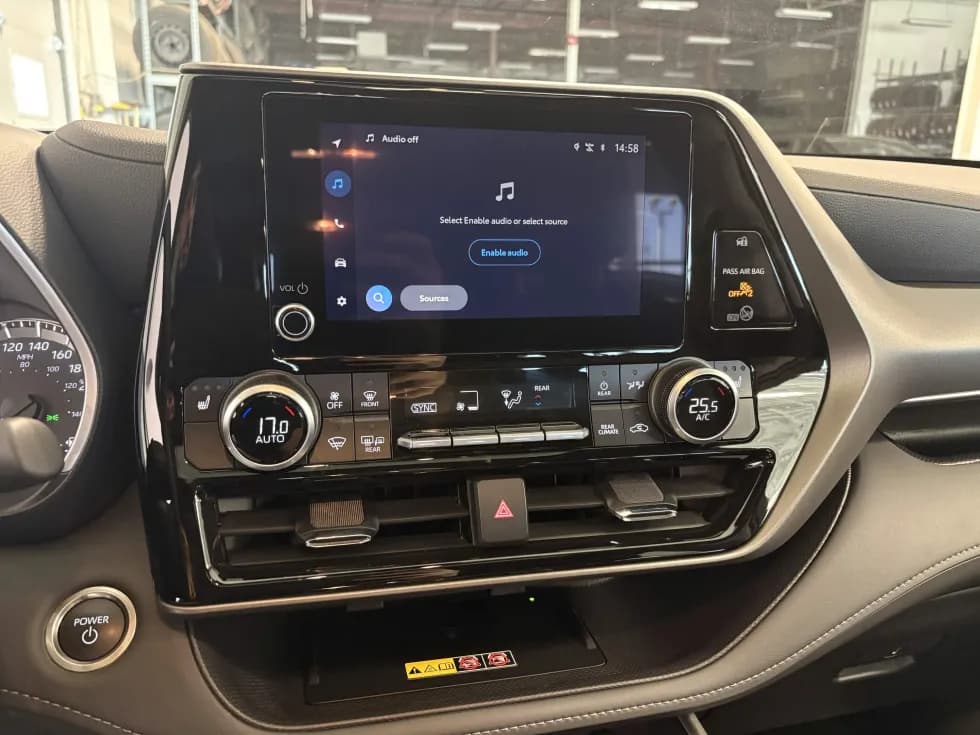 Toyota Highlander Hybrid 2026 — photo 10