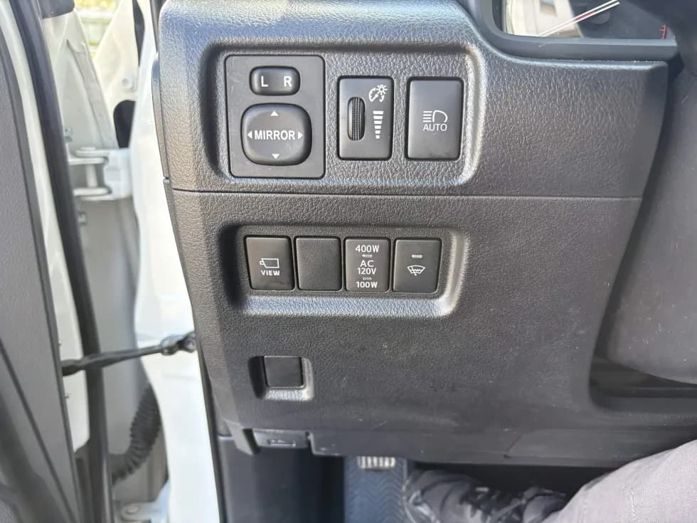 Toyota 4Runner 2023 — photo 10