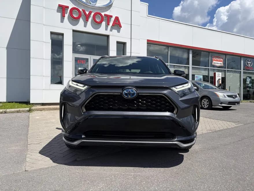 Toyota RAV4 Plug-In Hybrid 2023 — photo 2
