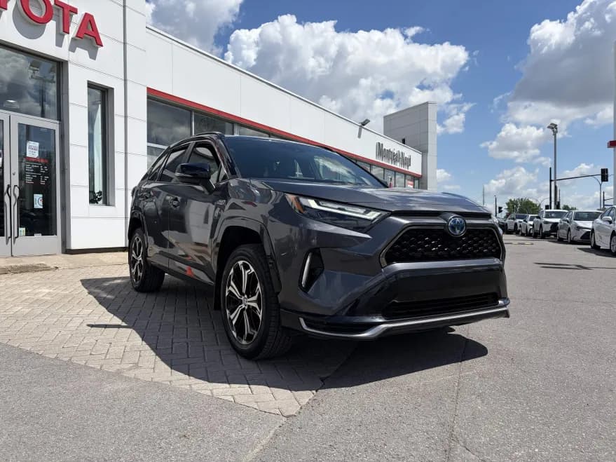 Toyota RAV4 Plug-In Hybrid 2023 — photo 3