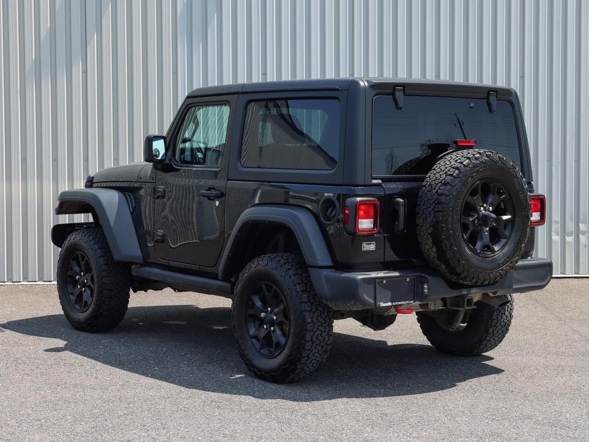 Jeep Wrangler 2023 — photo 6