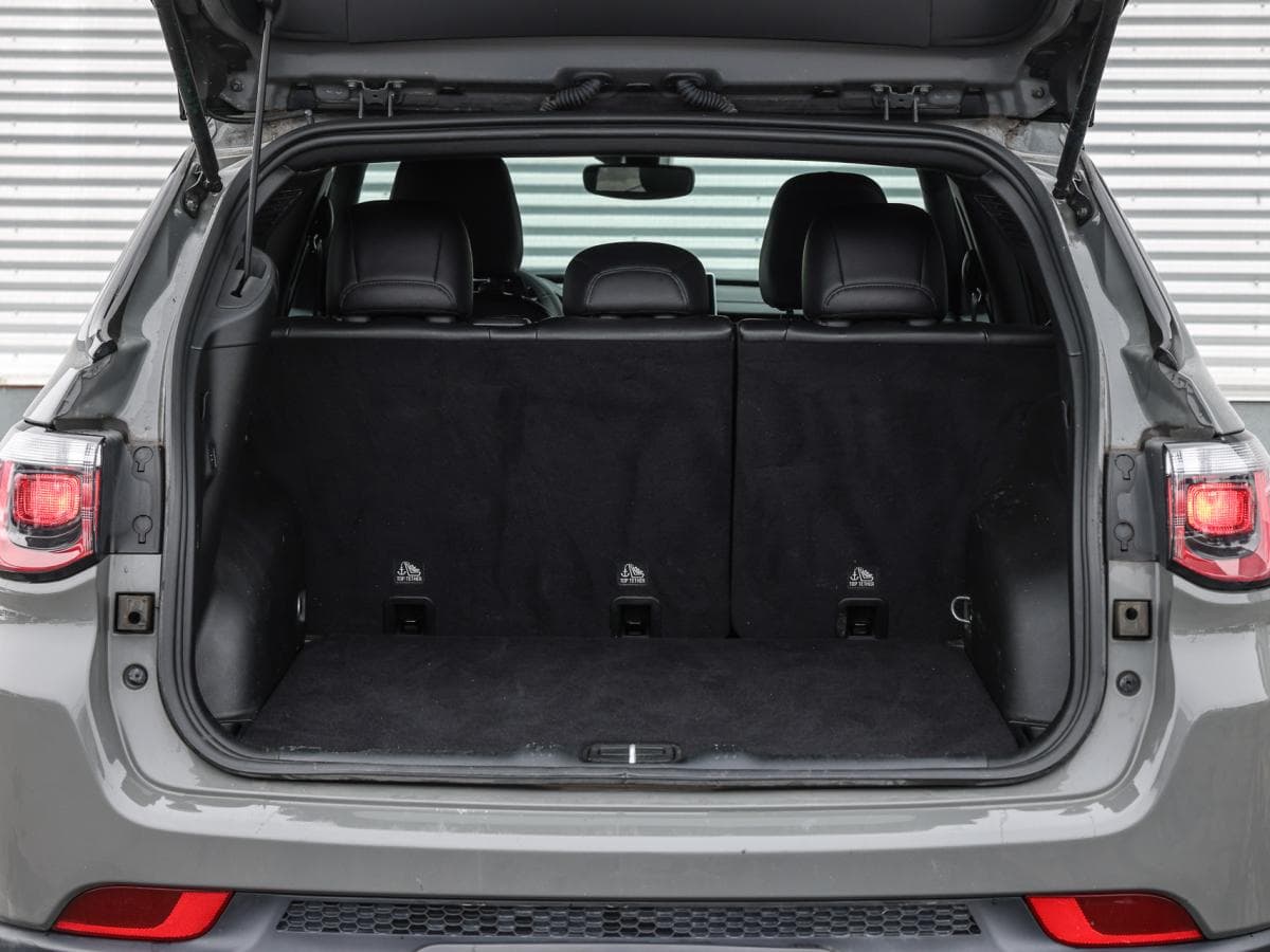 Jeep Compass 2023 — photo 10