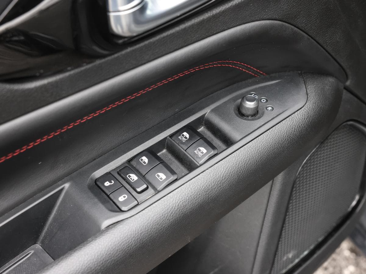 Jeep Compass 2023 — photo 20