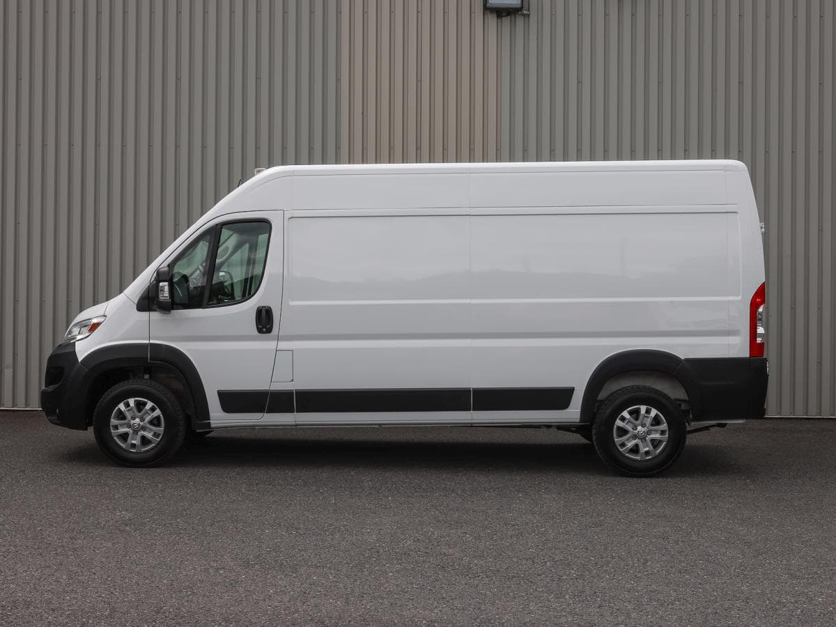 RAM ProMaster Cargo Van 2025 — photo 8