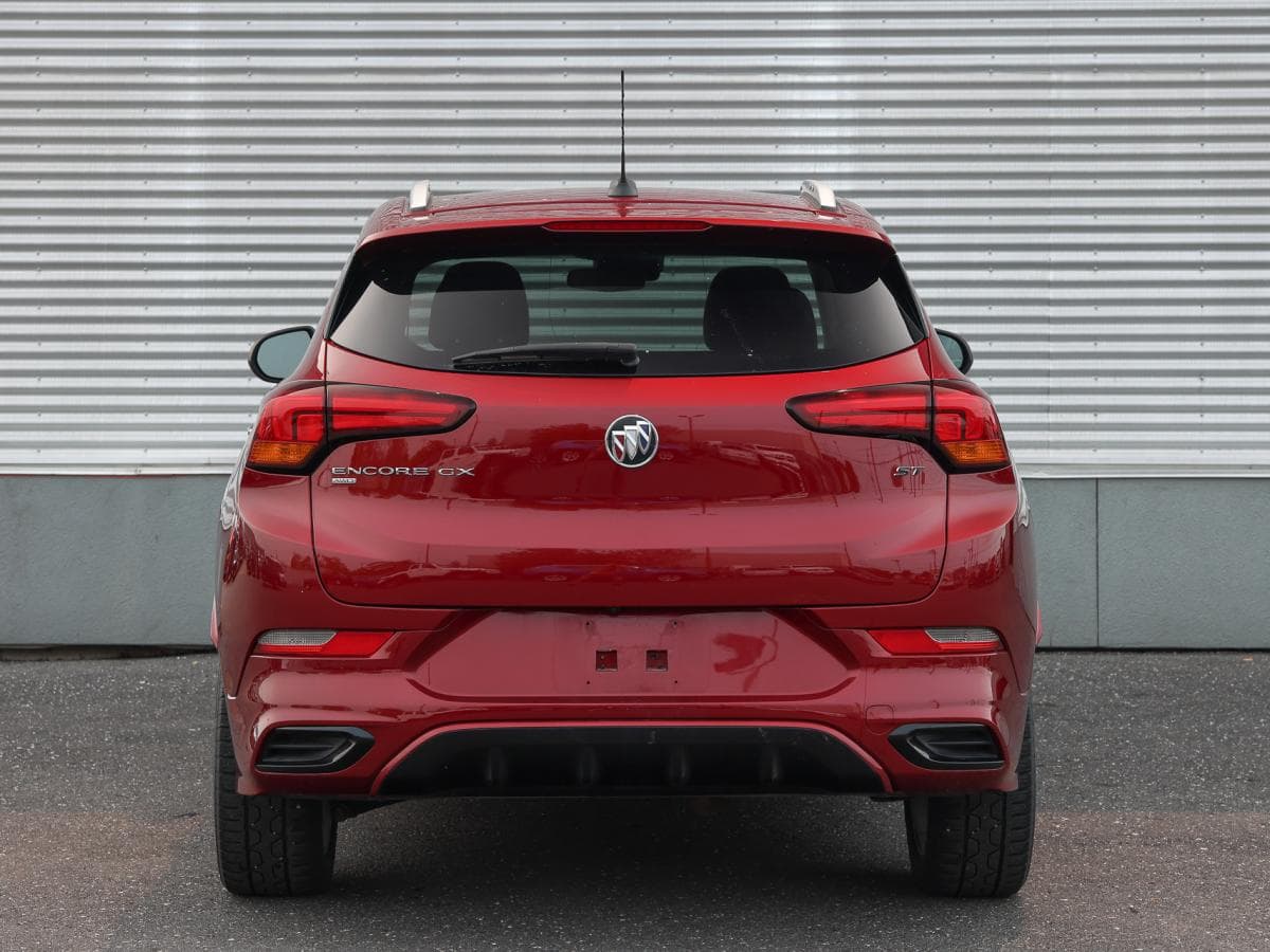 Buick Encore GX 2023 — photo 9