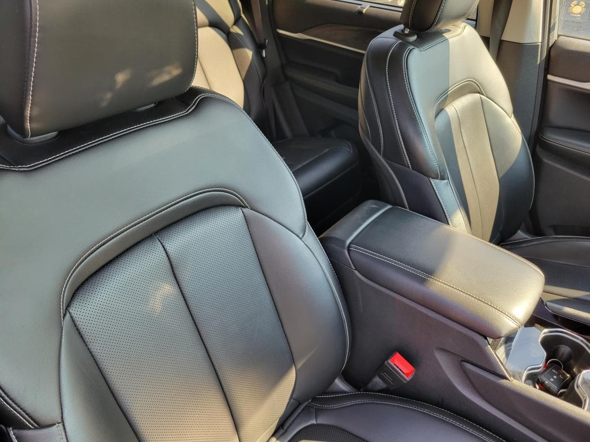 Jeep Grand Cherokee 2023 — photo 9