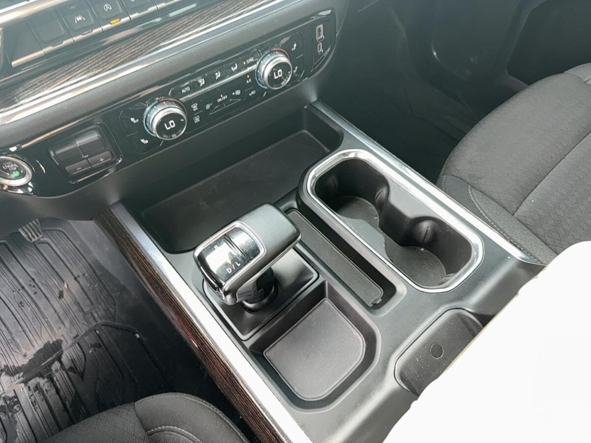 GMC Sierra 1500 2024 — photo 10