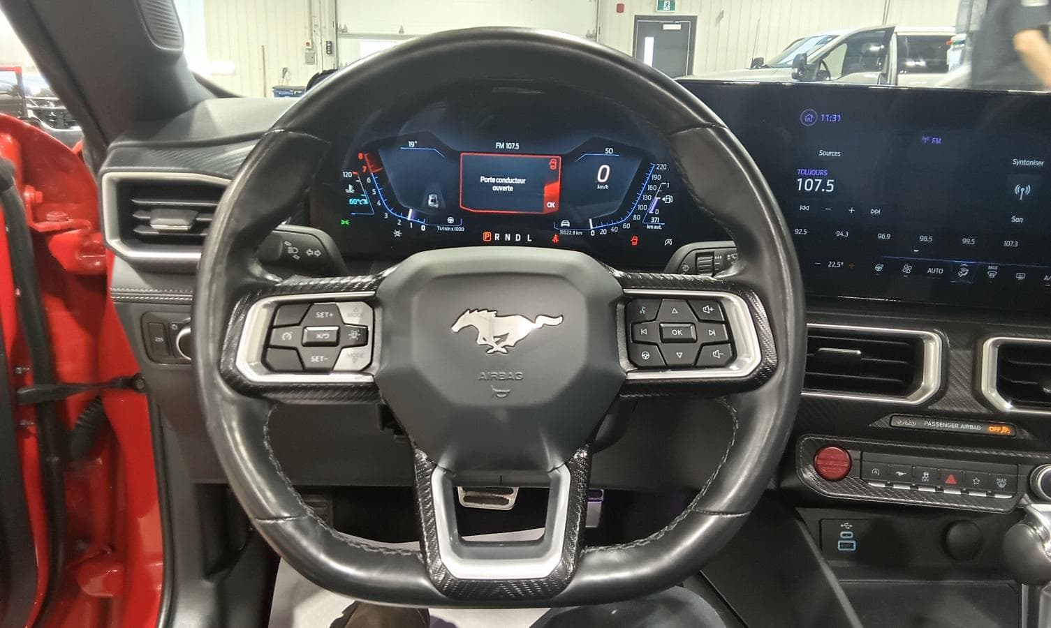 Ford Mustang 2025 — photo 17