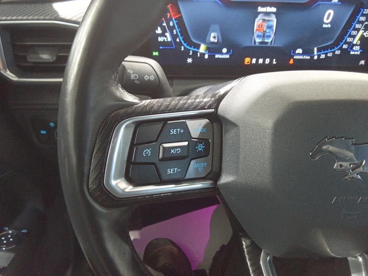 Ford Mustang 2025 — photo 14
