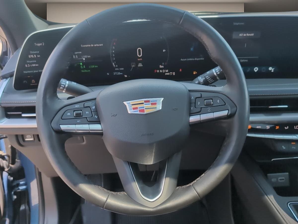 Cadillac XT4 2025 — photo 16