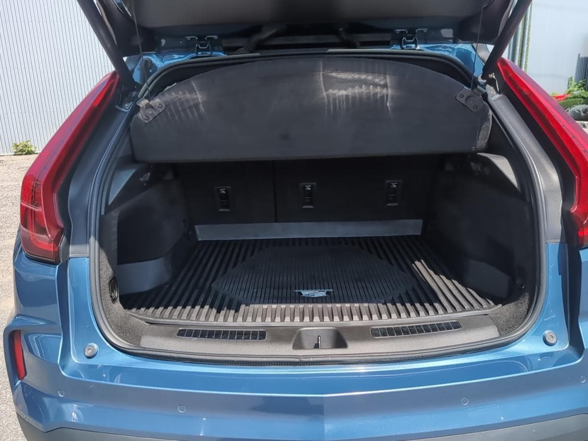 Cadillac XT4 2025 — photo 9