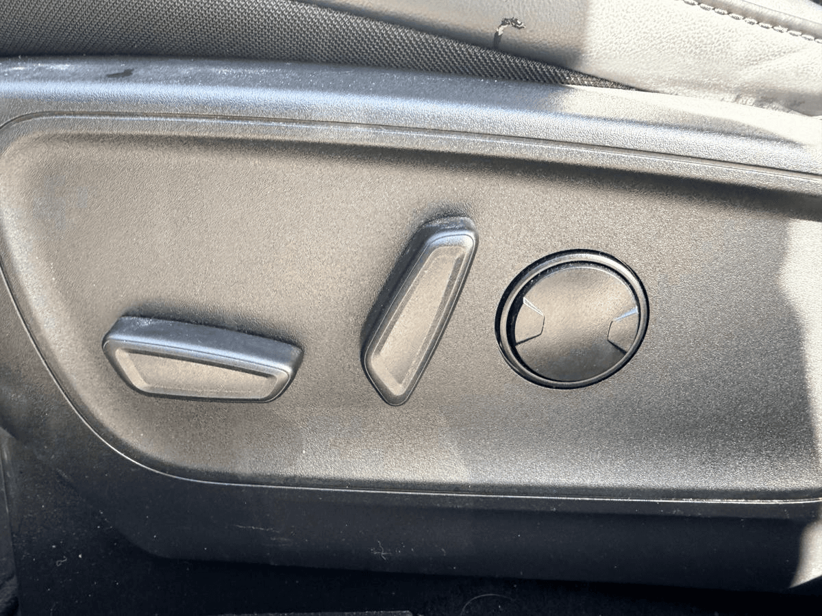 Ford Escape Plug-in Hybrid 2025 — photo 15
