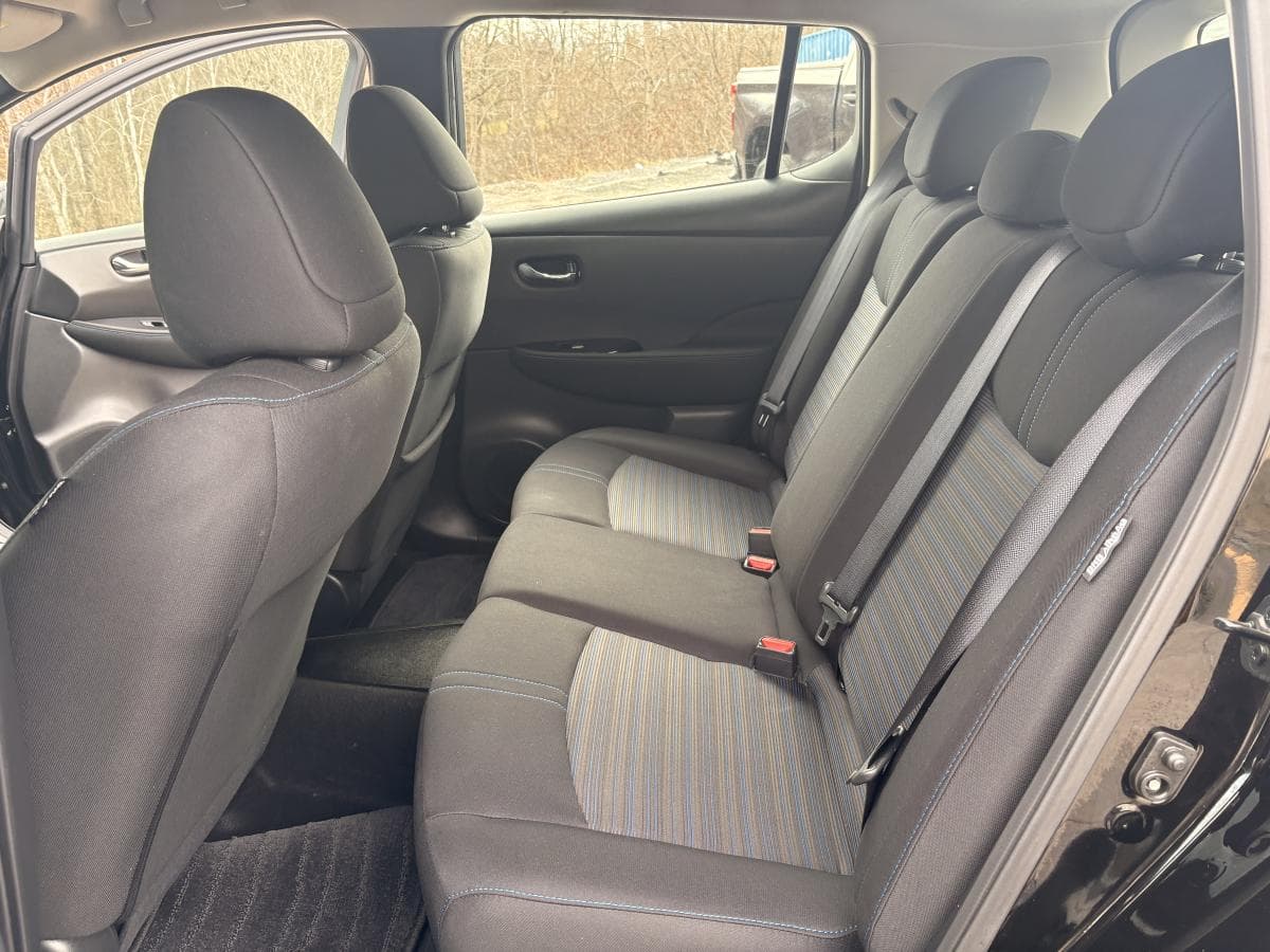 Nissan LEAF 2024 — photo 12