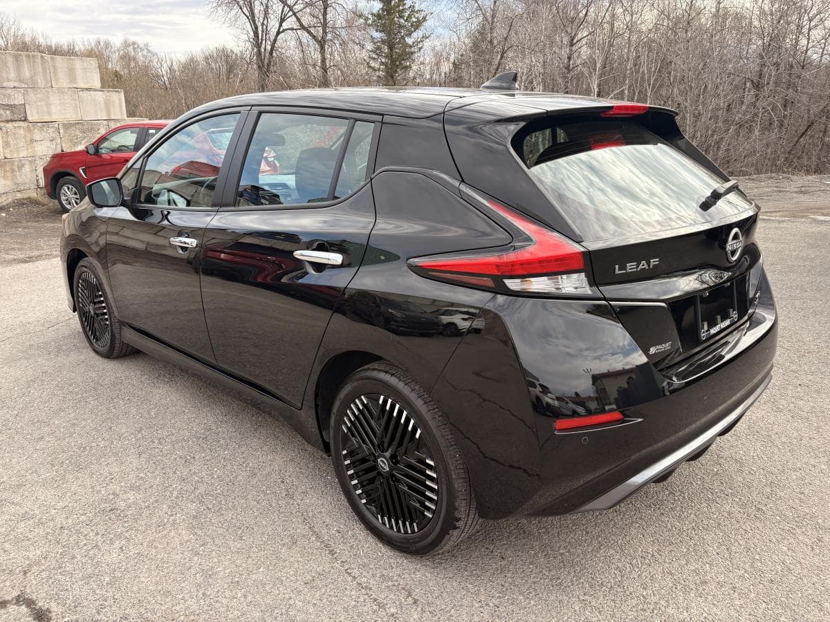 Nissan LEAF 2024 — photo 4