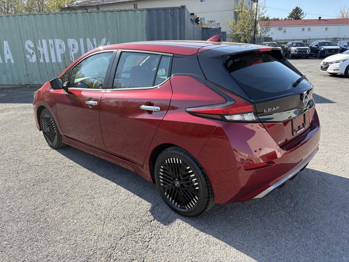 Nissan LEAF 2025 — photo 4