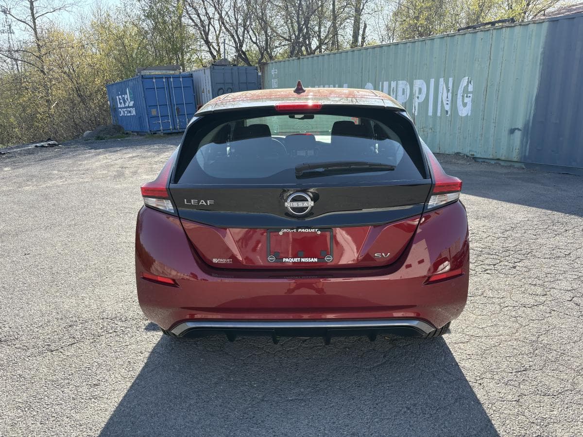 Nissan LEAF 2025 — photo 6