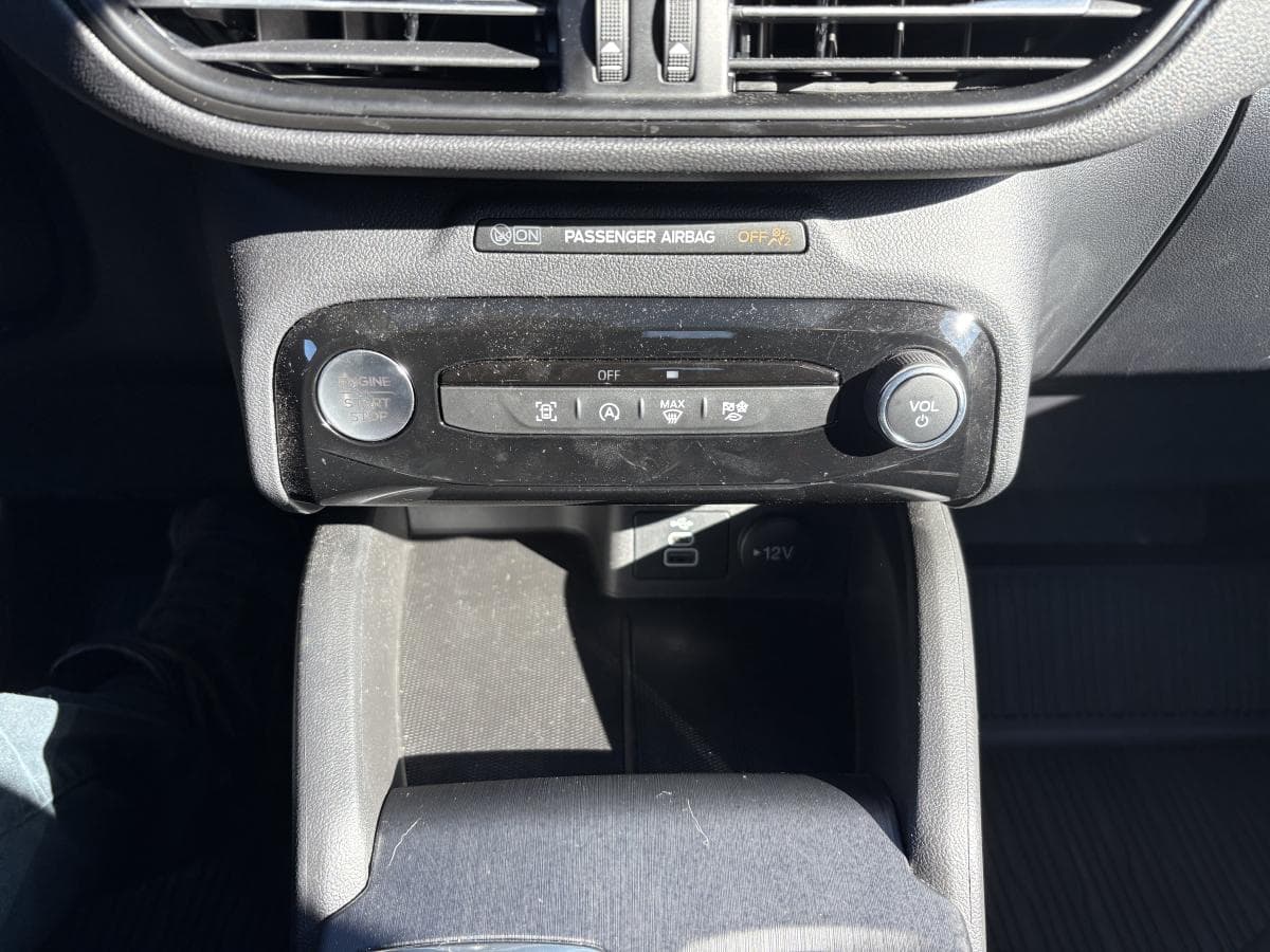 Ford Escape 2025 — photo 20