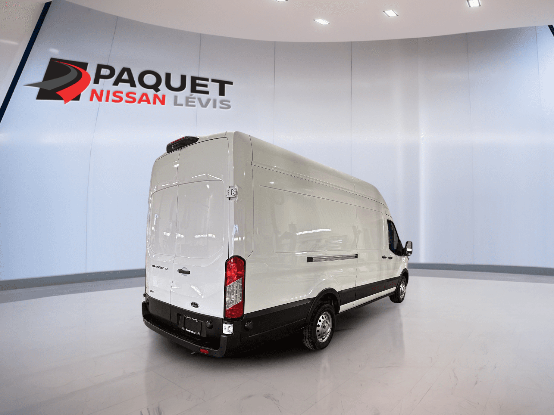 Ford Transit Cargo Van 2024 — photo 3