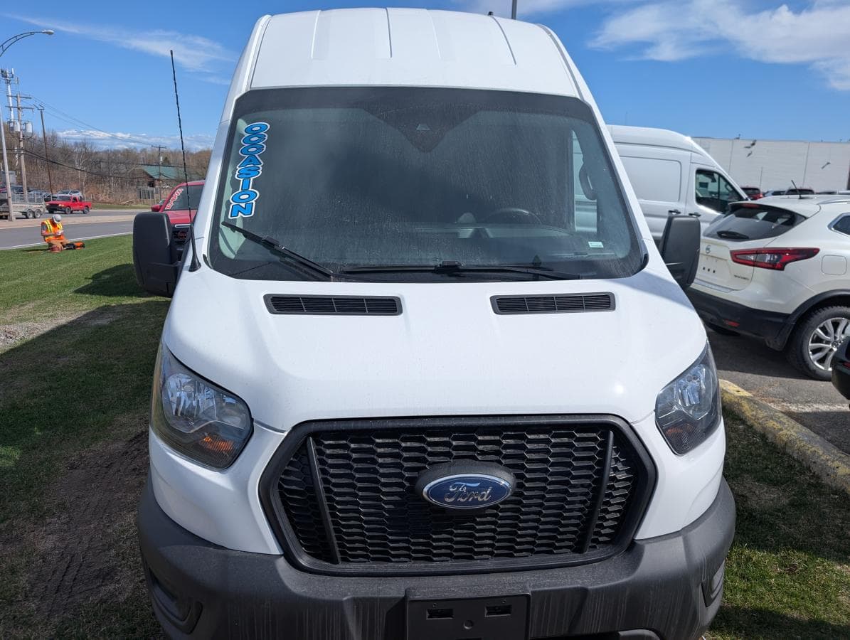 Ford Transit Cargo Van 2024 — photo 5