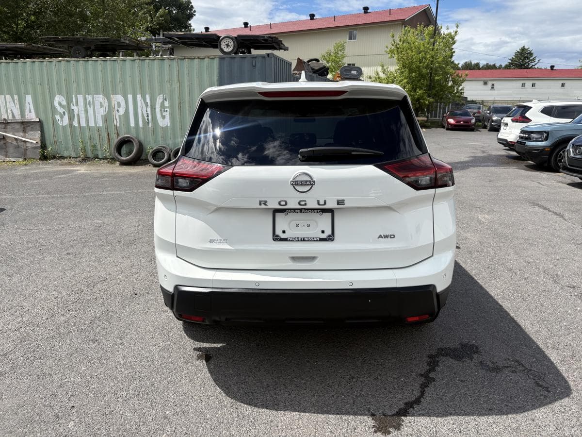 Nissan Rogue 2024 — photo 6