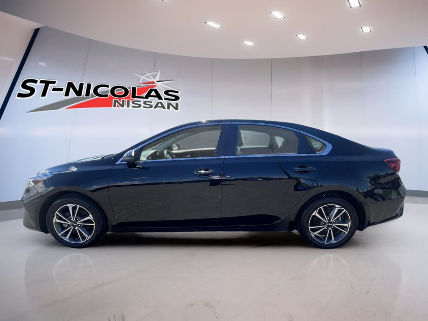 Kia Forte 2024 — photo 2