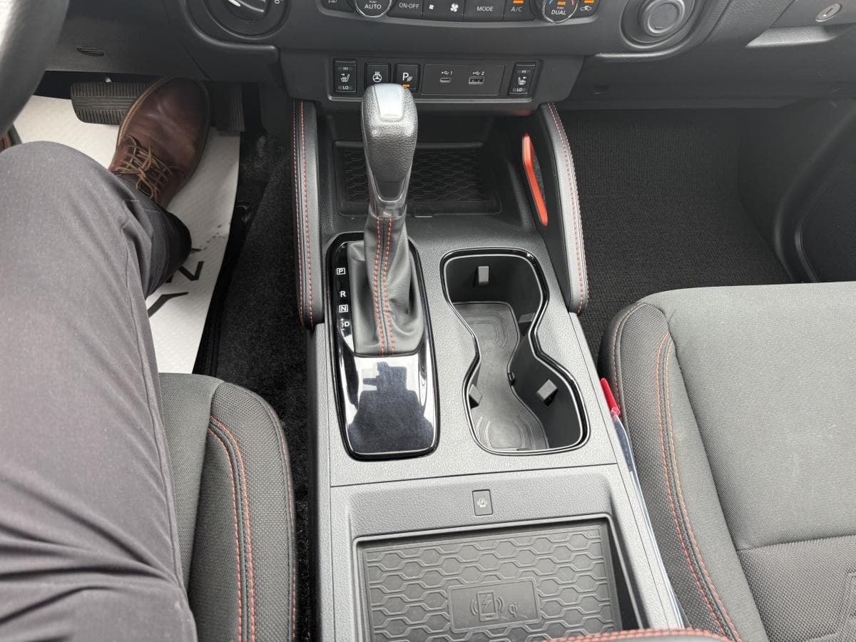 Nissan Frontier 2024 — photo 15
