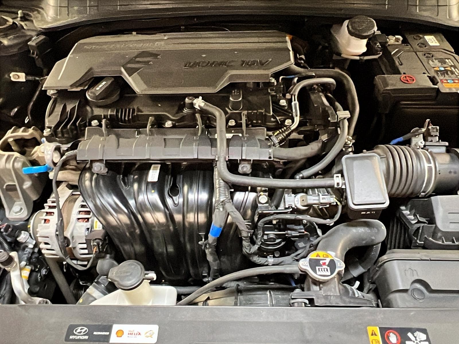 Hyundai Elantra 2025 — photo 12