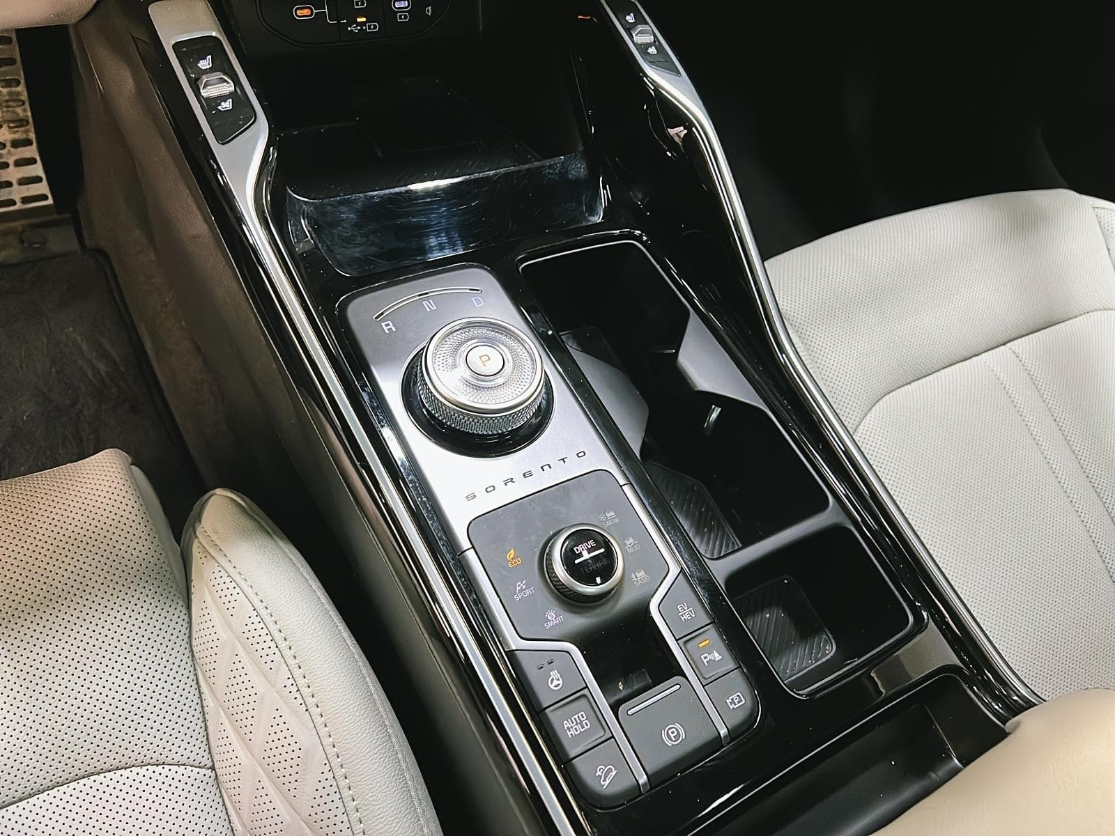 Kia Sorento HEV 2025 — photo 17