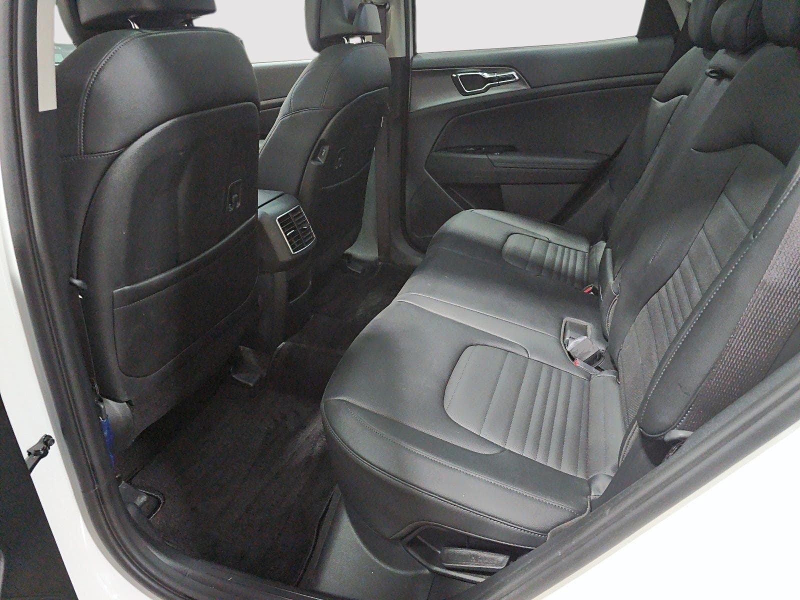 Kia Sportage 2025 — photo 12