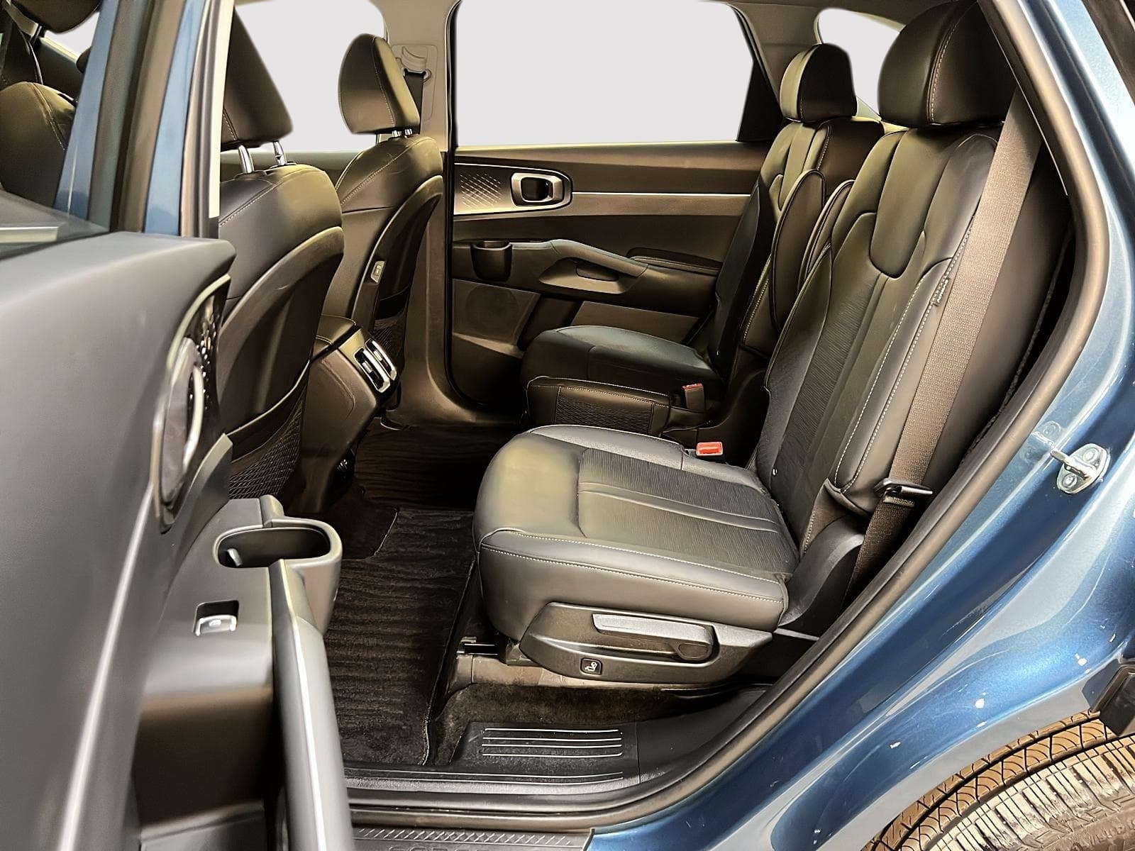 Kia Sorento 2025 — photo 10