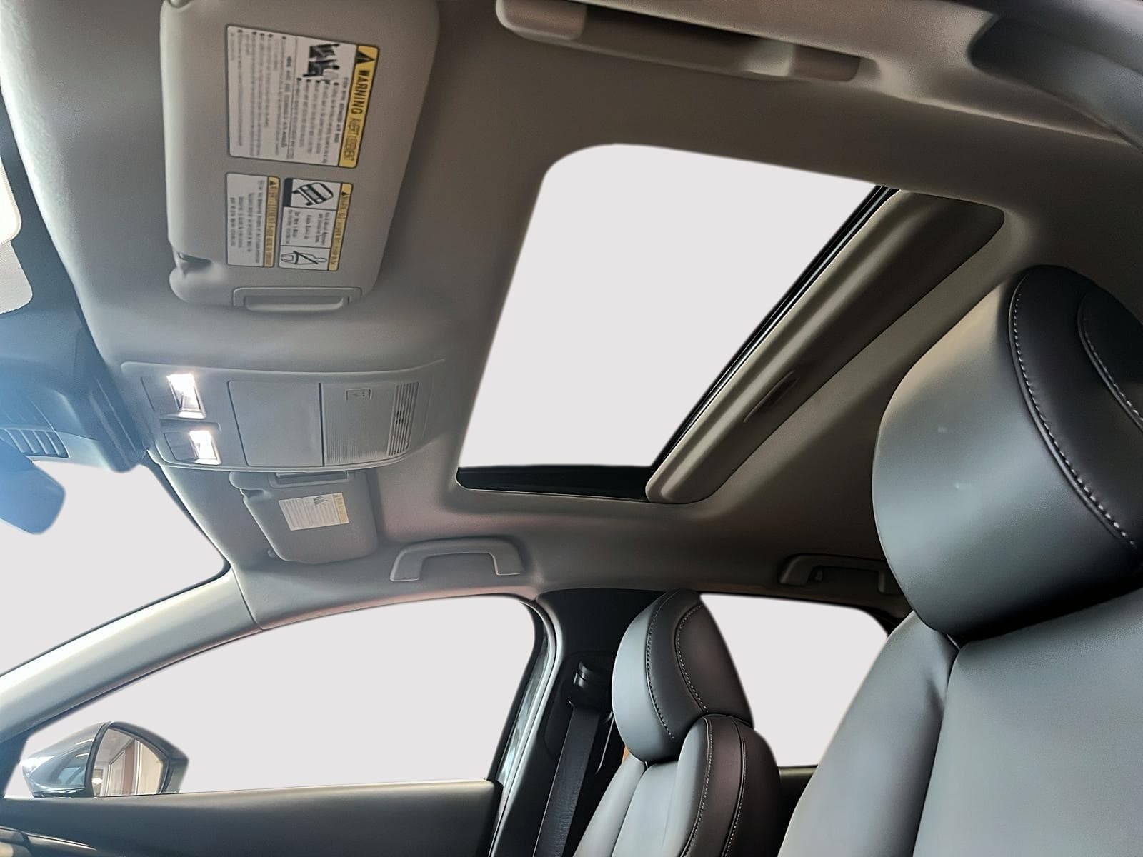Mazda CX-30 2025 — photo 11