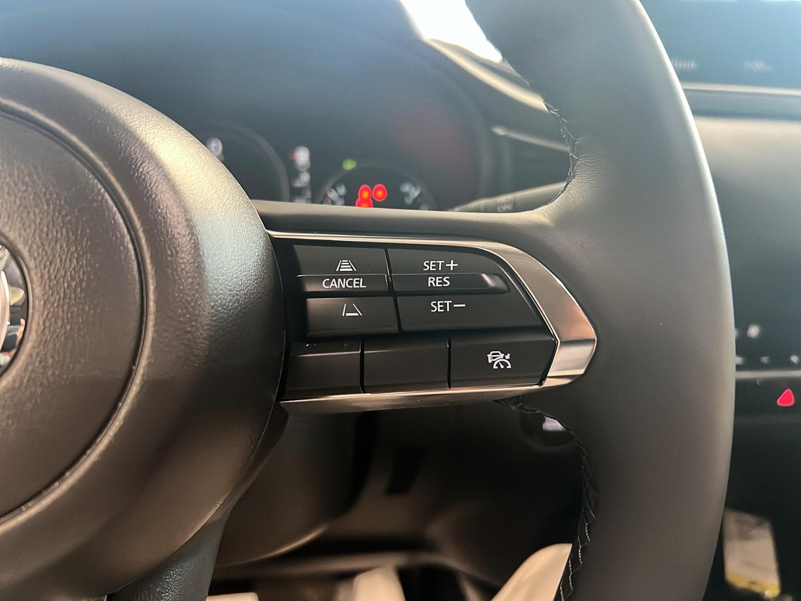 Mazda CX-30 2025 — photo 19