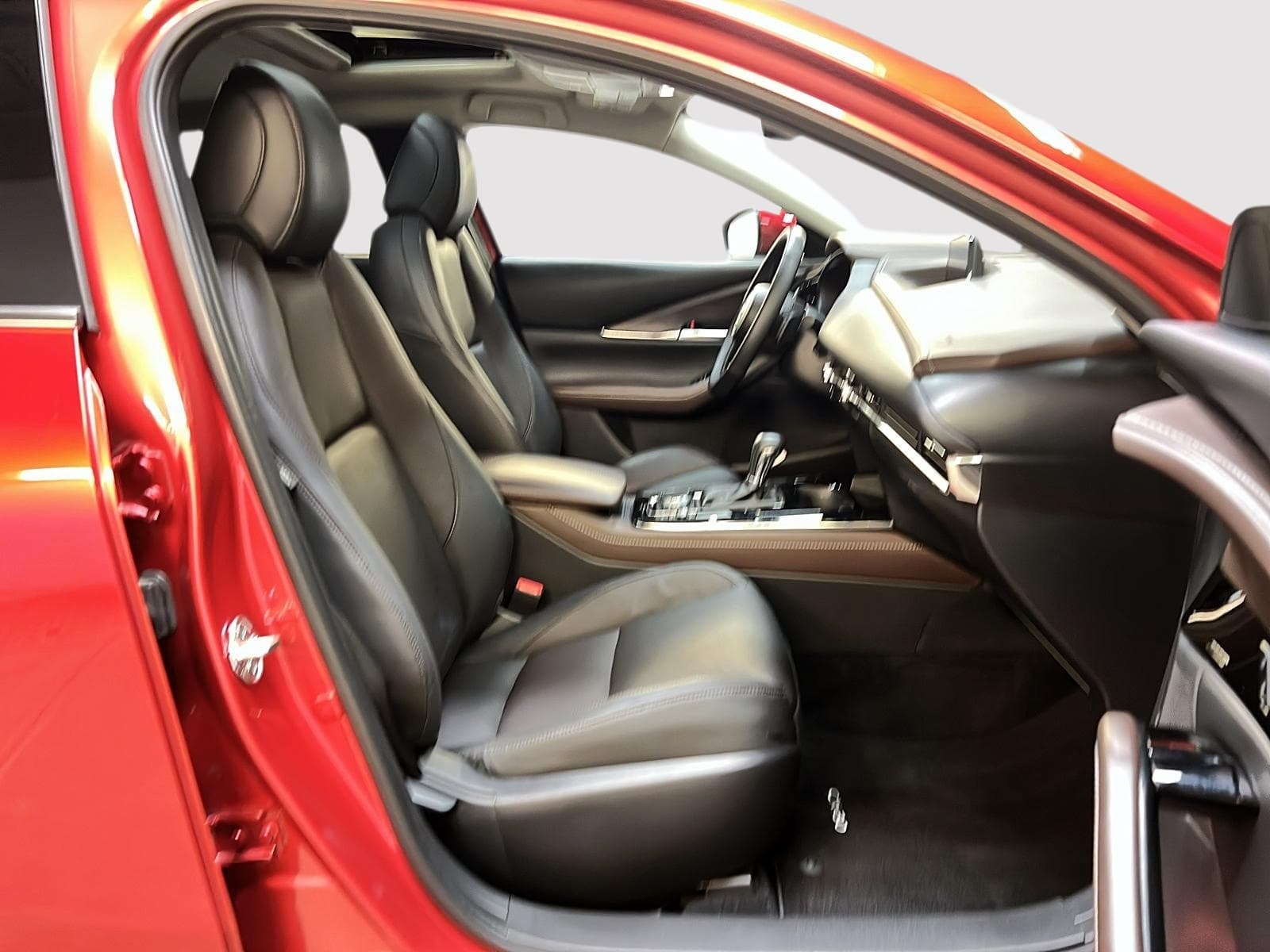 Mazda CX-30 2025 — photo 8