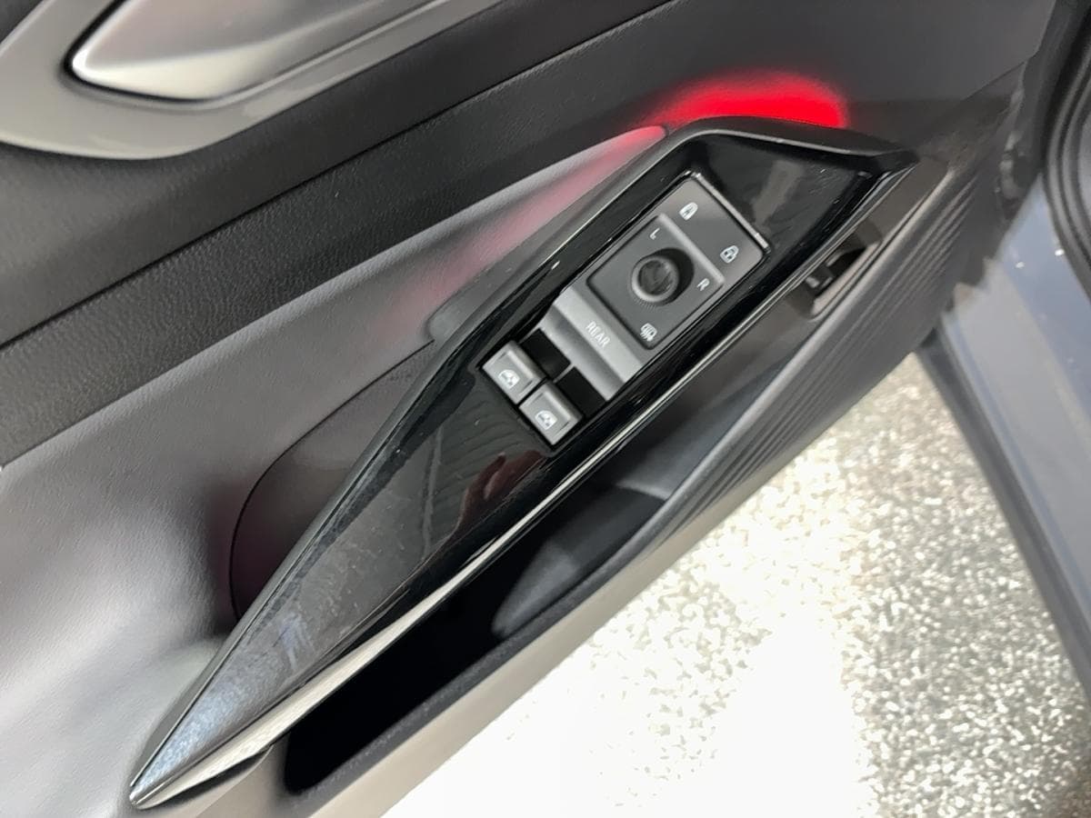 Volkswagen ID.4 2024 — photo 10