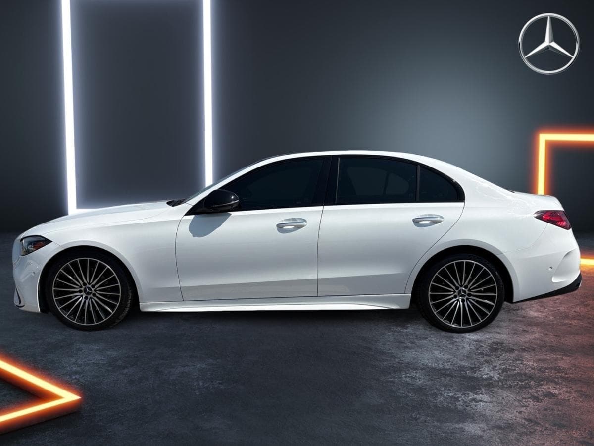 Mercedes-Benz C 300 2023 — photo 3