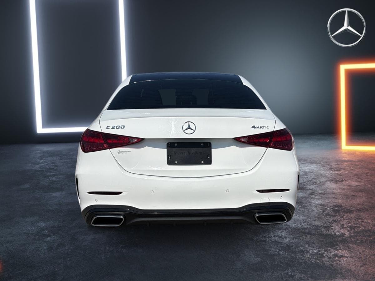 Mercedes-Benz C 300 2023 — photo 9