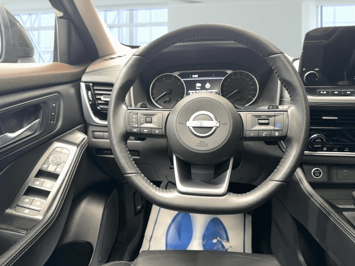 Nissan Rogue 2023 — photo 11
