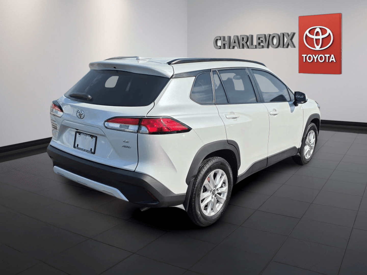 Toyota Corolla Cross 2023 — photo 8