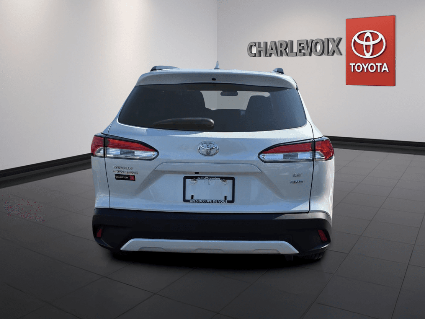 Toyota Corolla Cross 2023 — photo 9