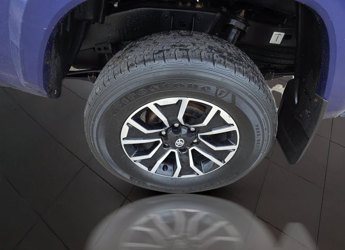 Toyota Tacoma 2023 — photo 9