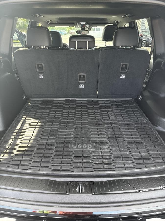 Jeep Grand Cherokee 2024 — photo 11