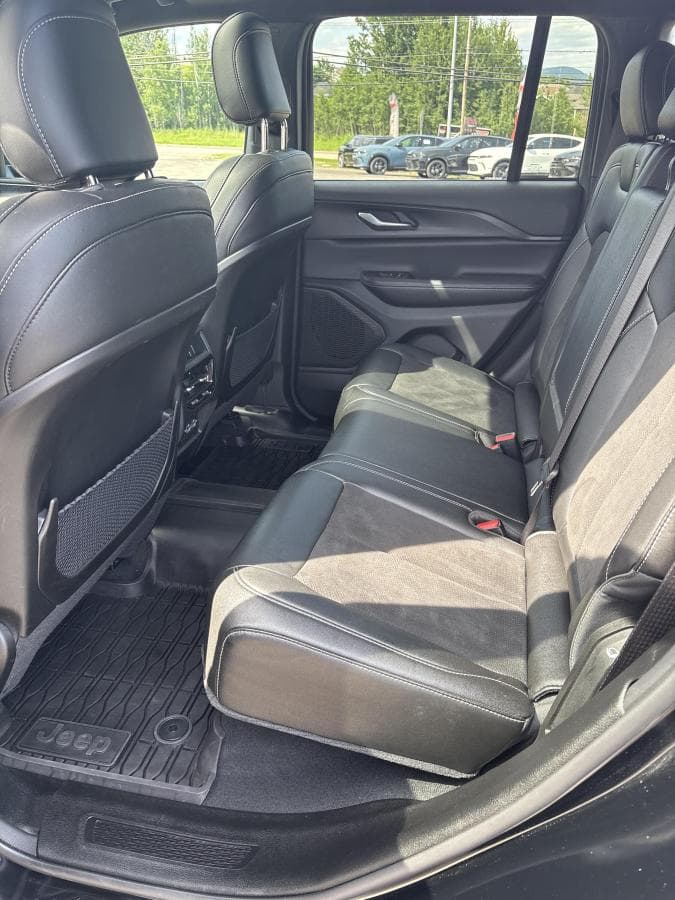 Jeep Grand Cherokee 2024 — photo 10