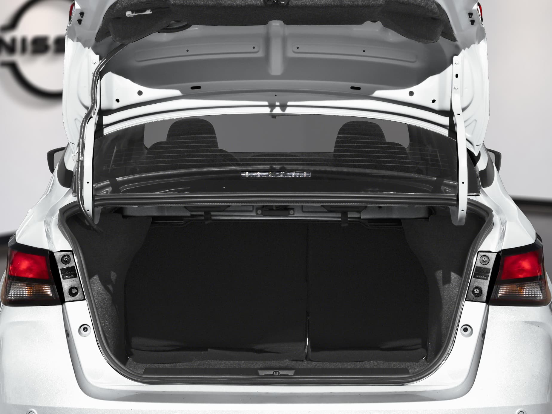 Nissan Versa 2024 — photo 12
