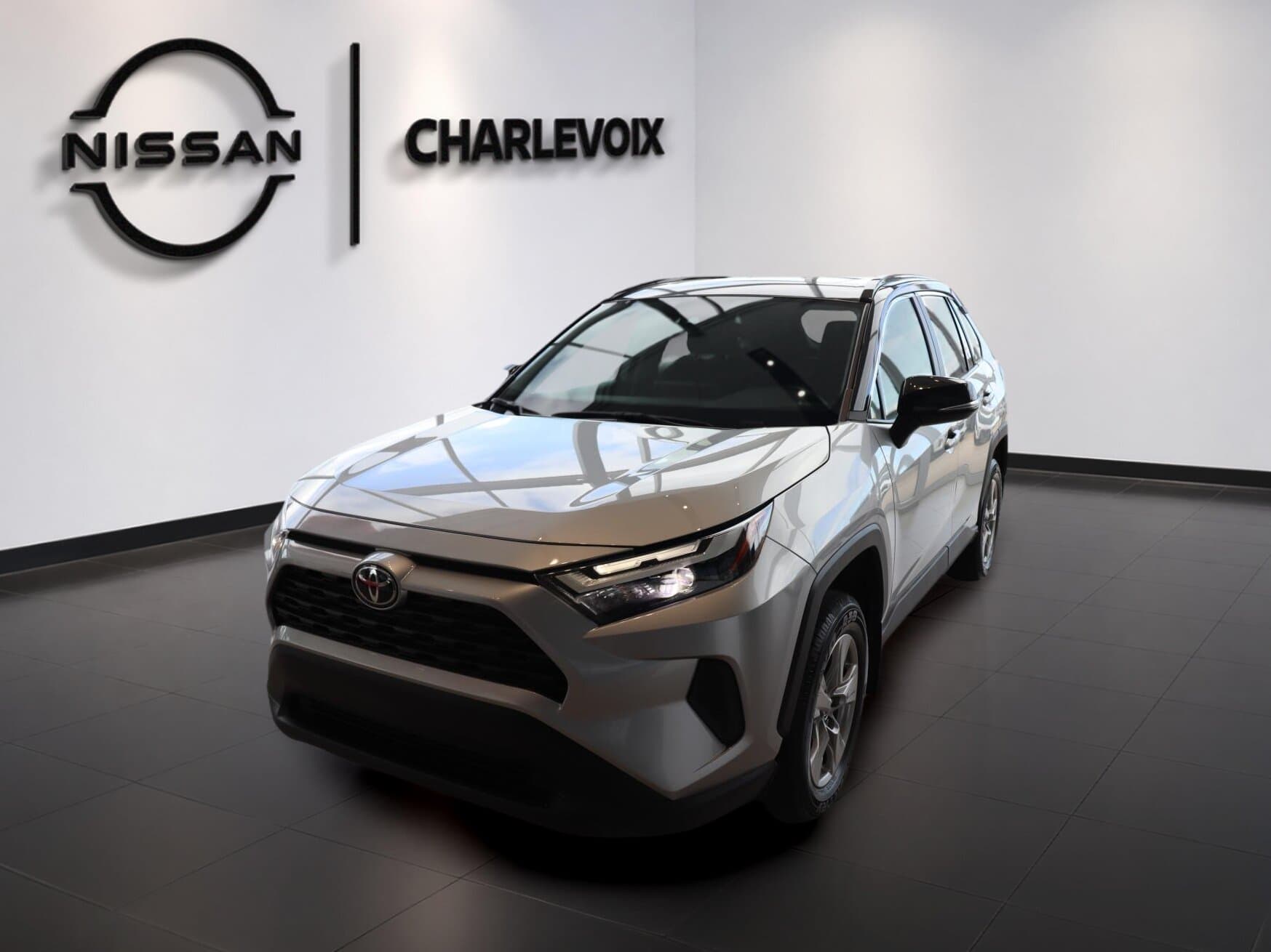 Toyota RAV4 2024 à vendre à La Malbaie