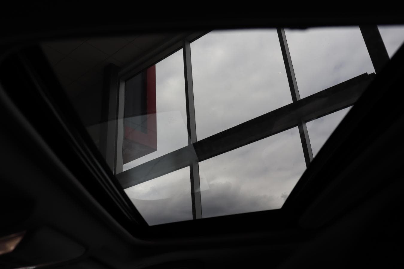Toyota RAV4 2024 — photo 11