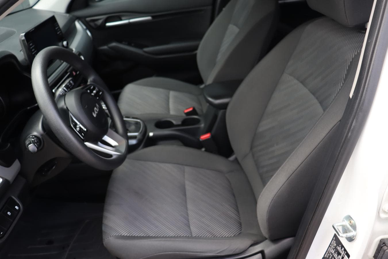 Kia Seltos 2023 — photo 10