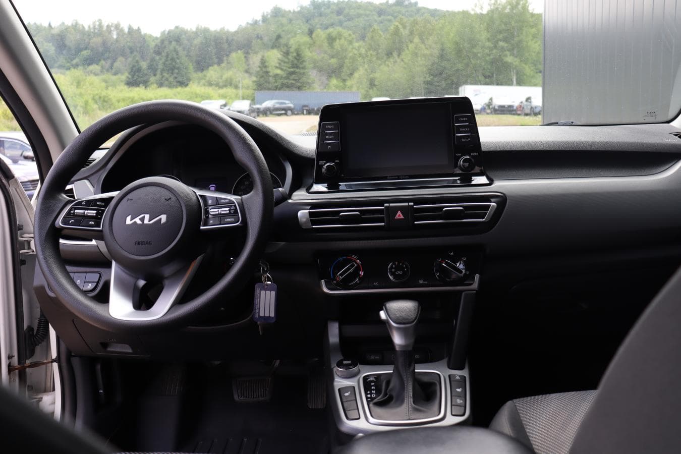 Kia Seltos 2023 — photo 14