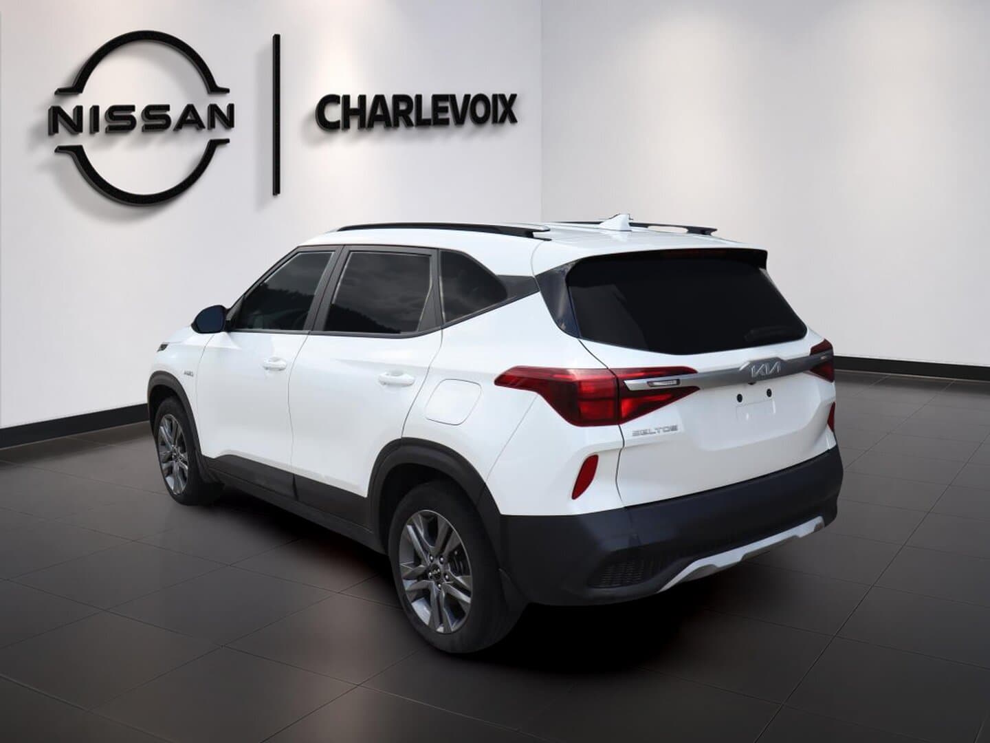 Kia Seltos 2023 — photo 3