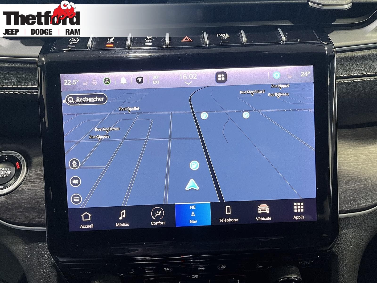Jeep Grand Cherokee 2023 — photo 15