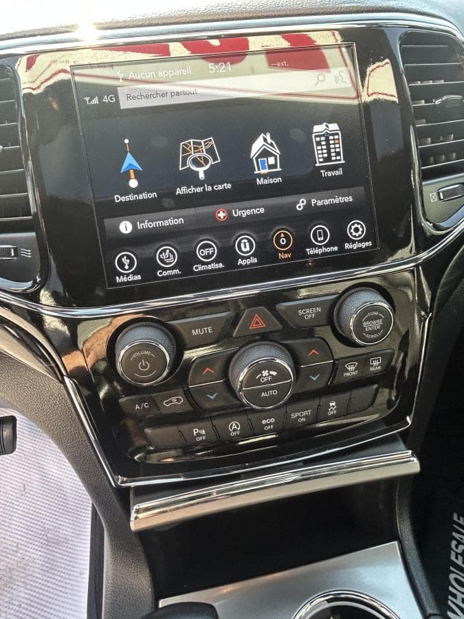 Jeep Grand Cherokee 2022 — photo 12